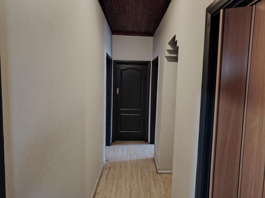 To Let 3 Bedroom Property for Rent in Parow Western Cape